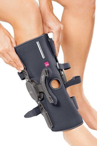 Ортез на коленный сустав G142 Medi, умеренная фиксация купить в OrtoMir24